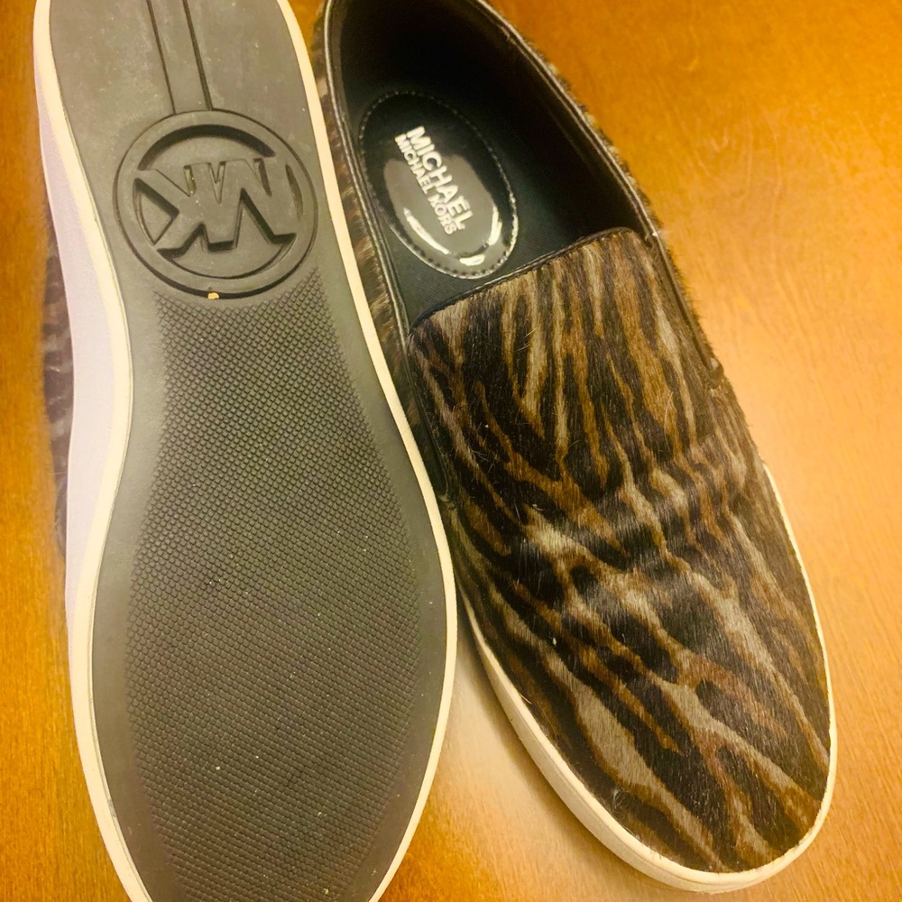 Micheal Kors sneakers size 8.5